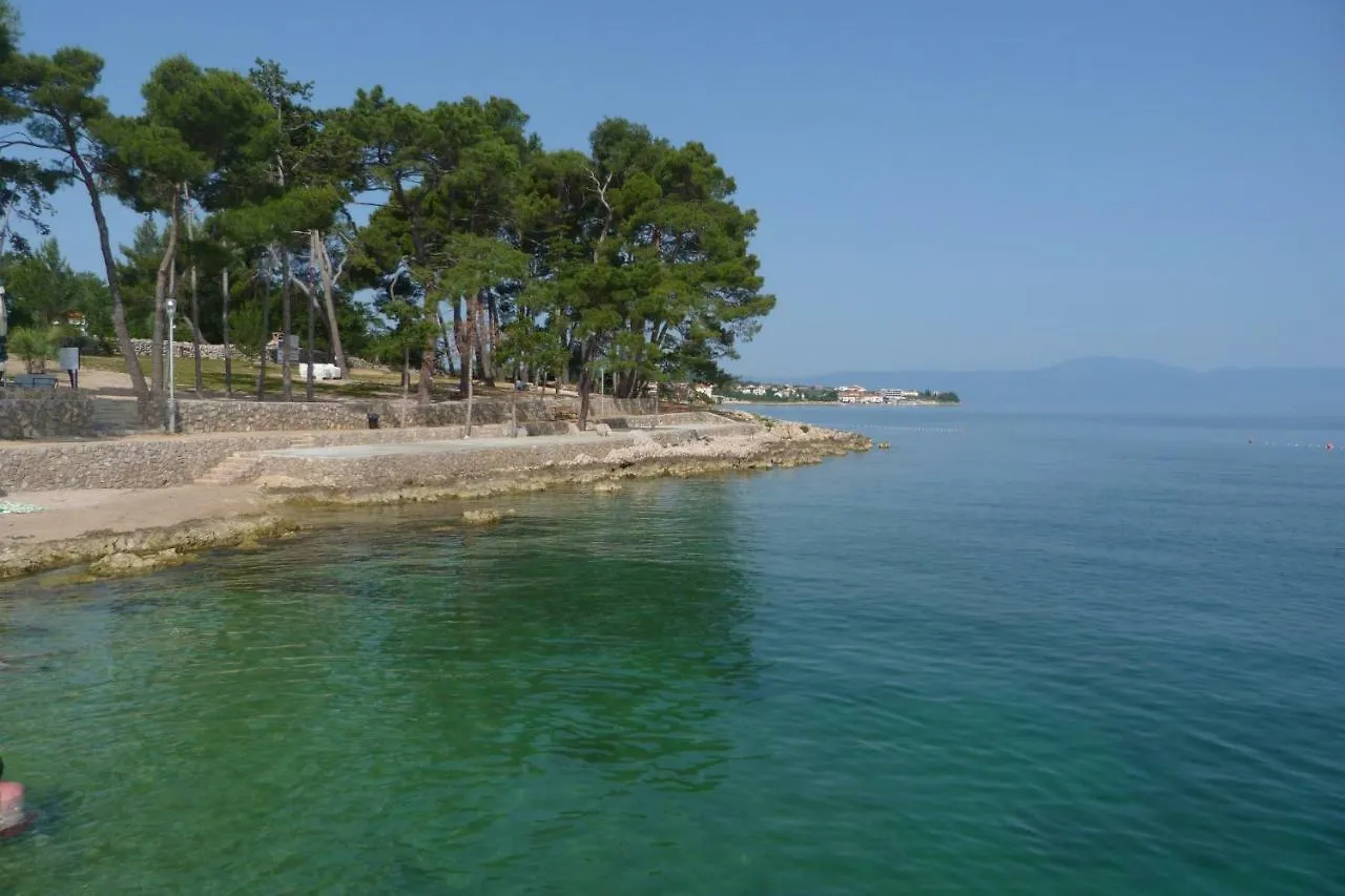 Apartments Monja & Dadi, Malinska, Vantacici
